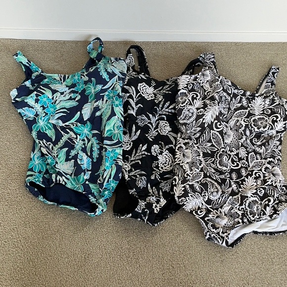 3 Lands End Swimsuits - Picture 1 of 5